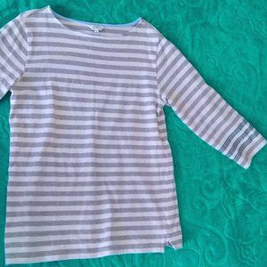 Crown and Ivy striped half-long sleeve shirt